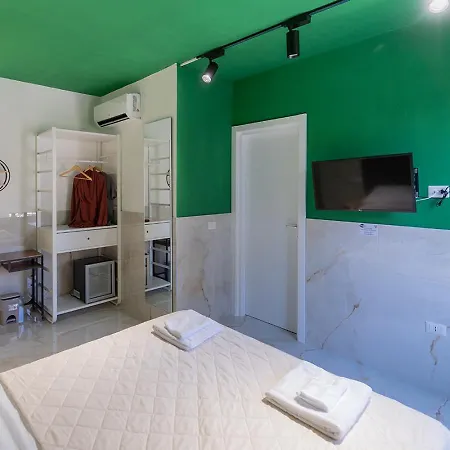 Pc Boutique H Centro, By Clapa Group Guest house