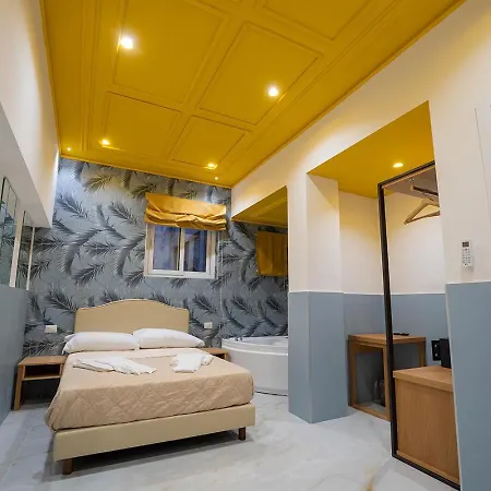 Pc Boutique H Centro, By Clapa Group 3* Naples
