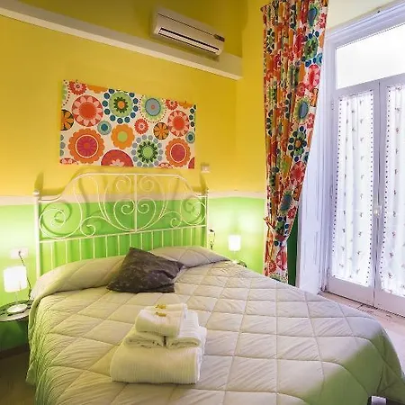 Πανσιόν Pc Boutique H Centro, By Clapa Group 3*