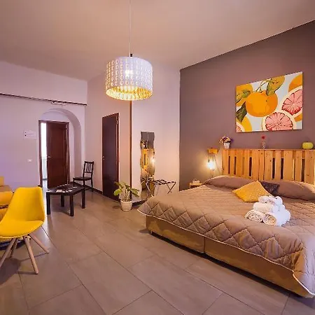 Pc Boutique H Centro, By Clapa Group 게스트하우스 3*