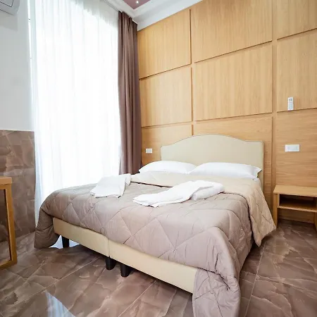 Pc Boutique H Centro, By Clapa Group בית הארחה 3*