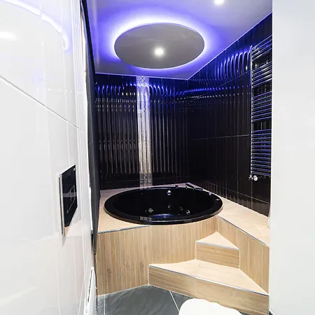 Pc Boutique H Centro, By Clapa Group Πανσιόν Νάπολη