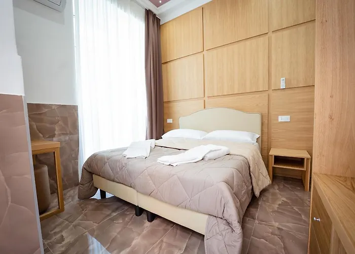 Pc Boutique H Centro, By Clapa Group 招待所 3*