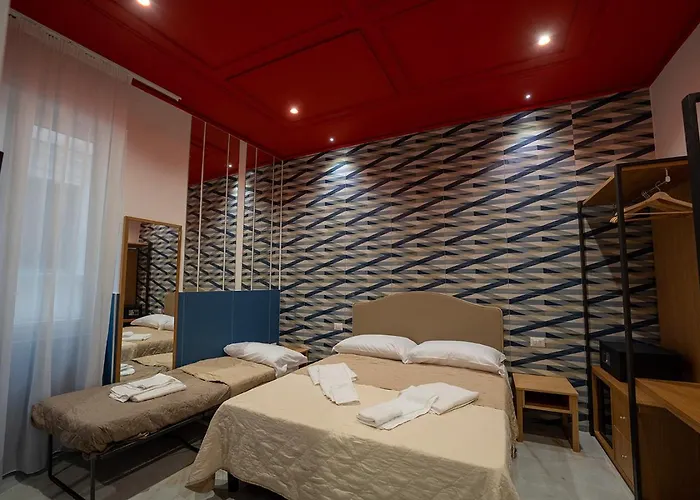Pc Boutique H Centro, By Clapa Group 那不勒斯